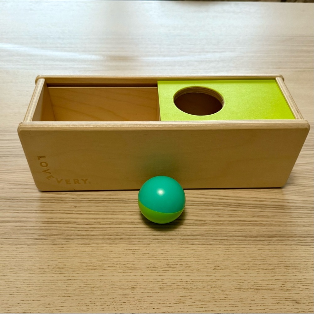 Lovevery sliding top box